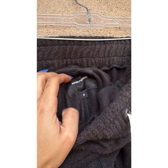 Daniel Patrick Mens Size Small Pants Black New Designer - Picture 4 of 6